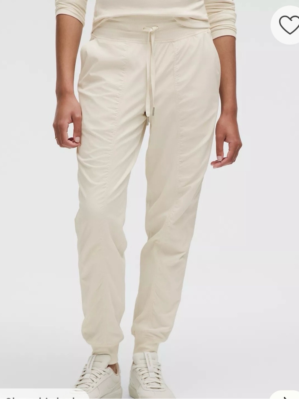 Lululemon Dance Studio Mid-Rise
Jogger Lined
